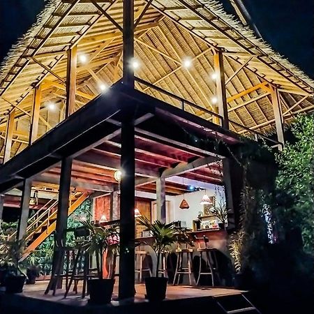 Basa-Basi Lodge Karimunjawa Εξωτερικό φωτογραφία