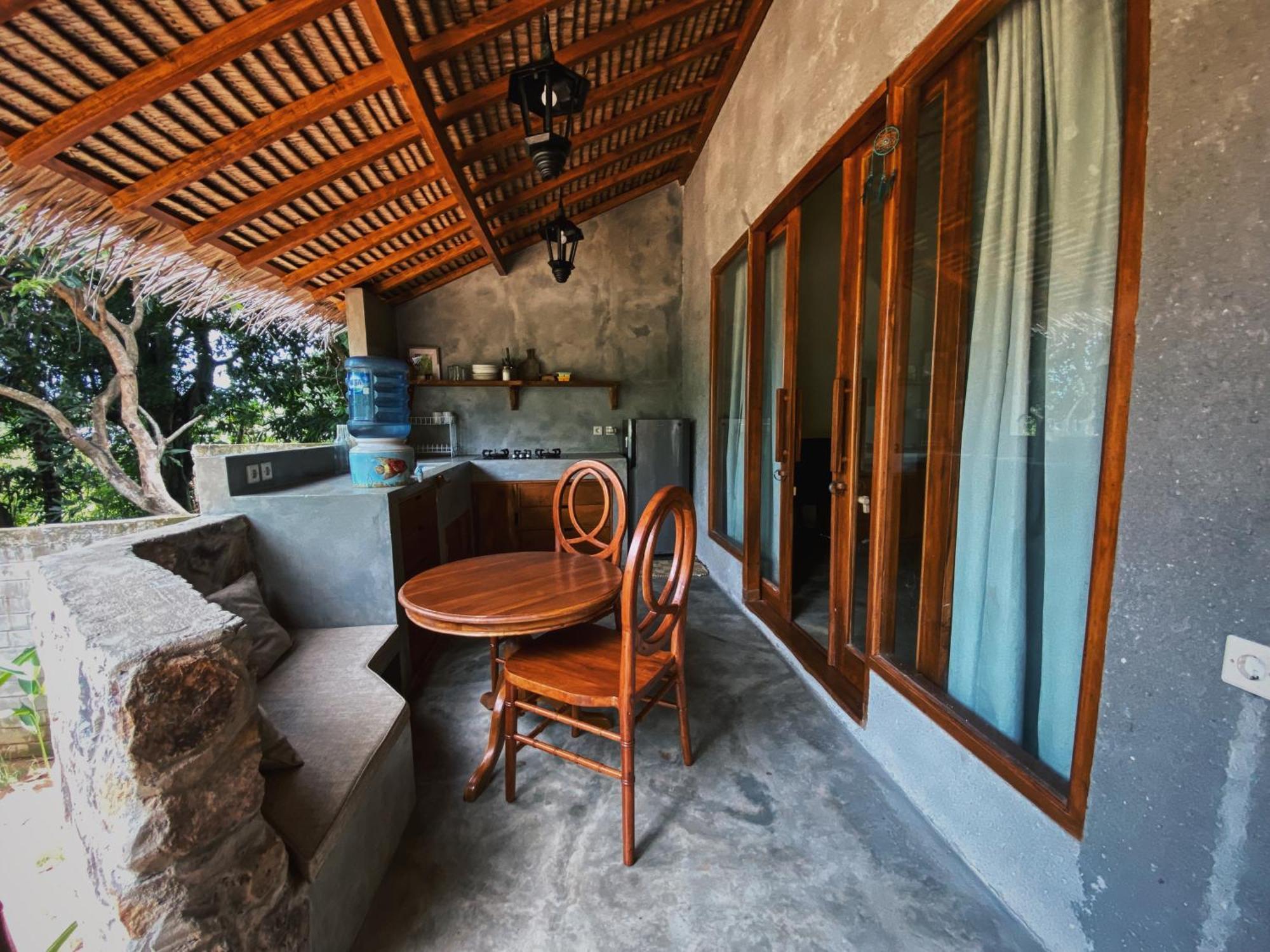 Basa-Basi Lodge Karimunjawa Εξωτερικό φωτογραφία
