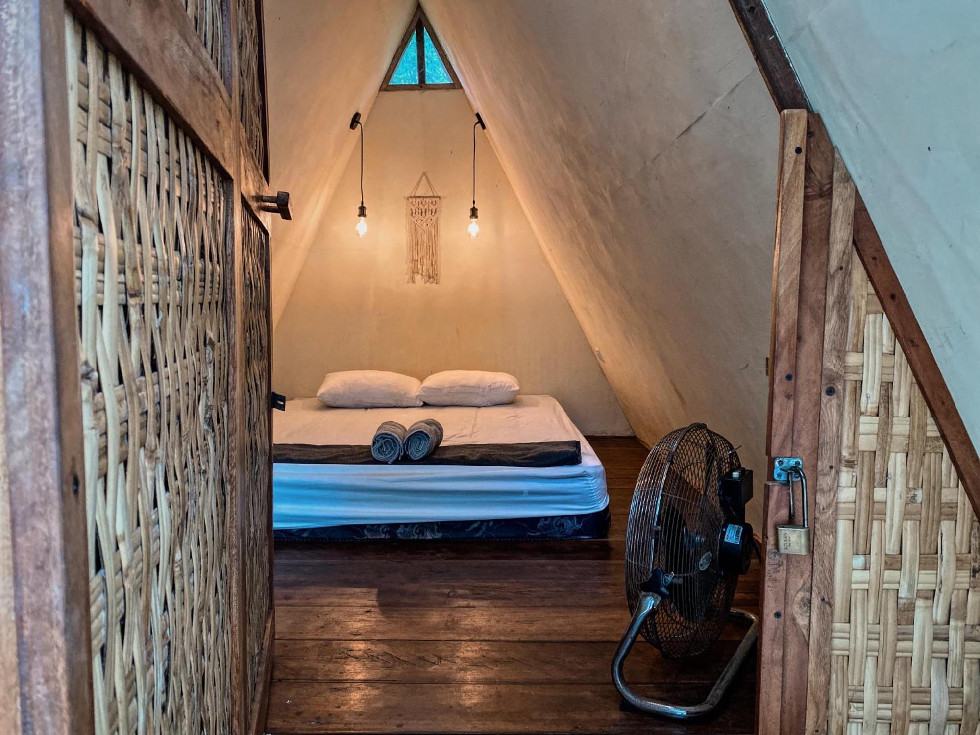 Basa-Basi Lodge Karimunjawa Εξωτερικό φωτογραφία