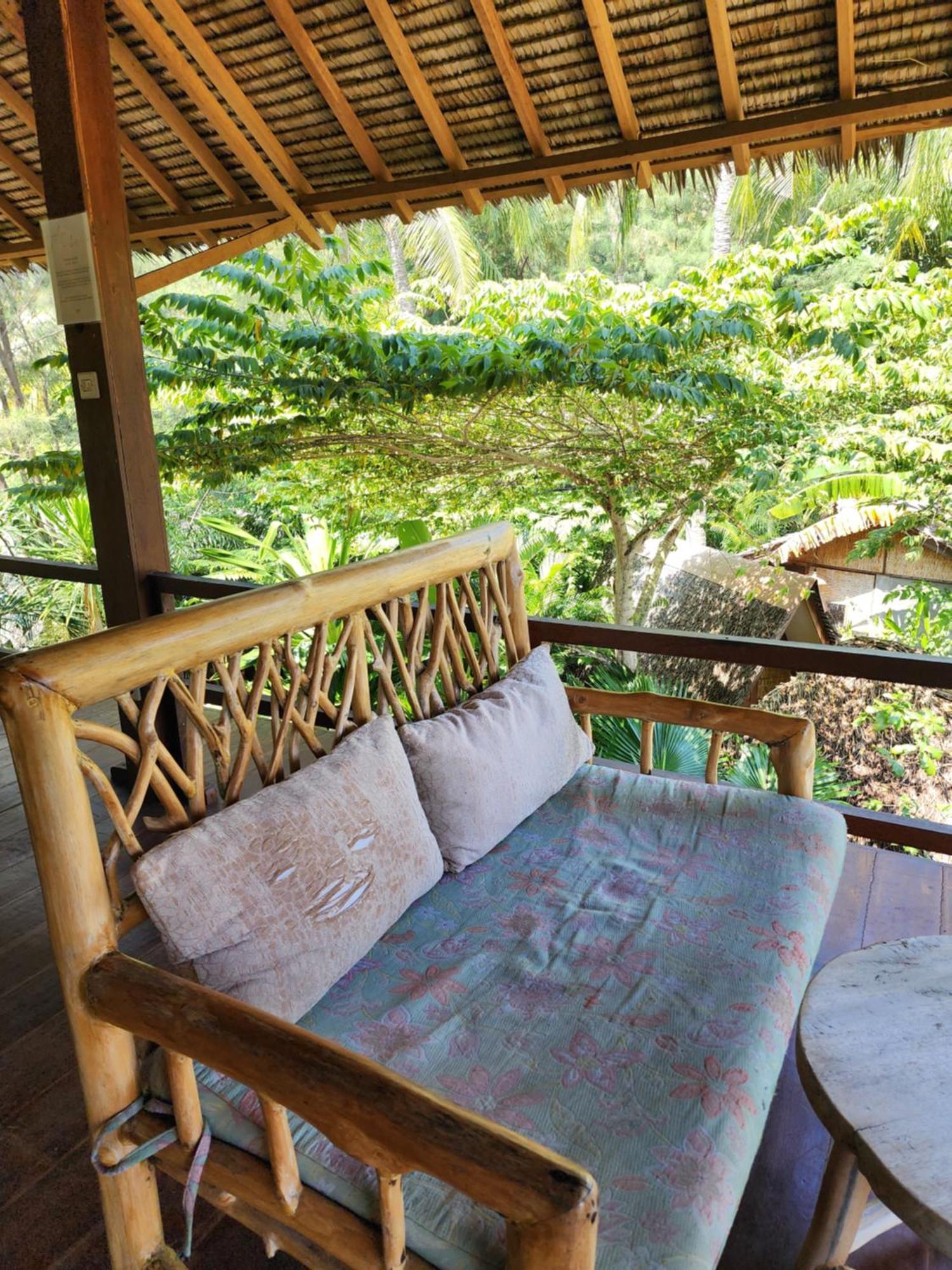 Basa-Basi Lodge Karimunjawa Εξωτερικό φωτογραφία