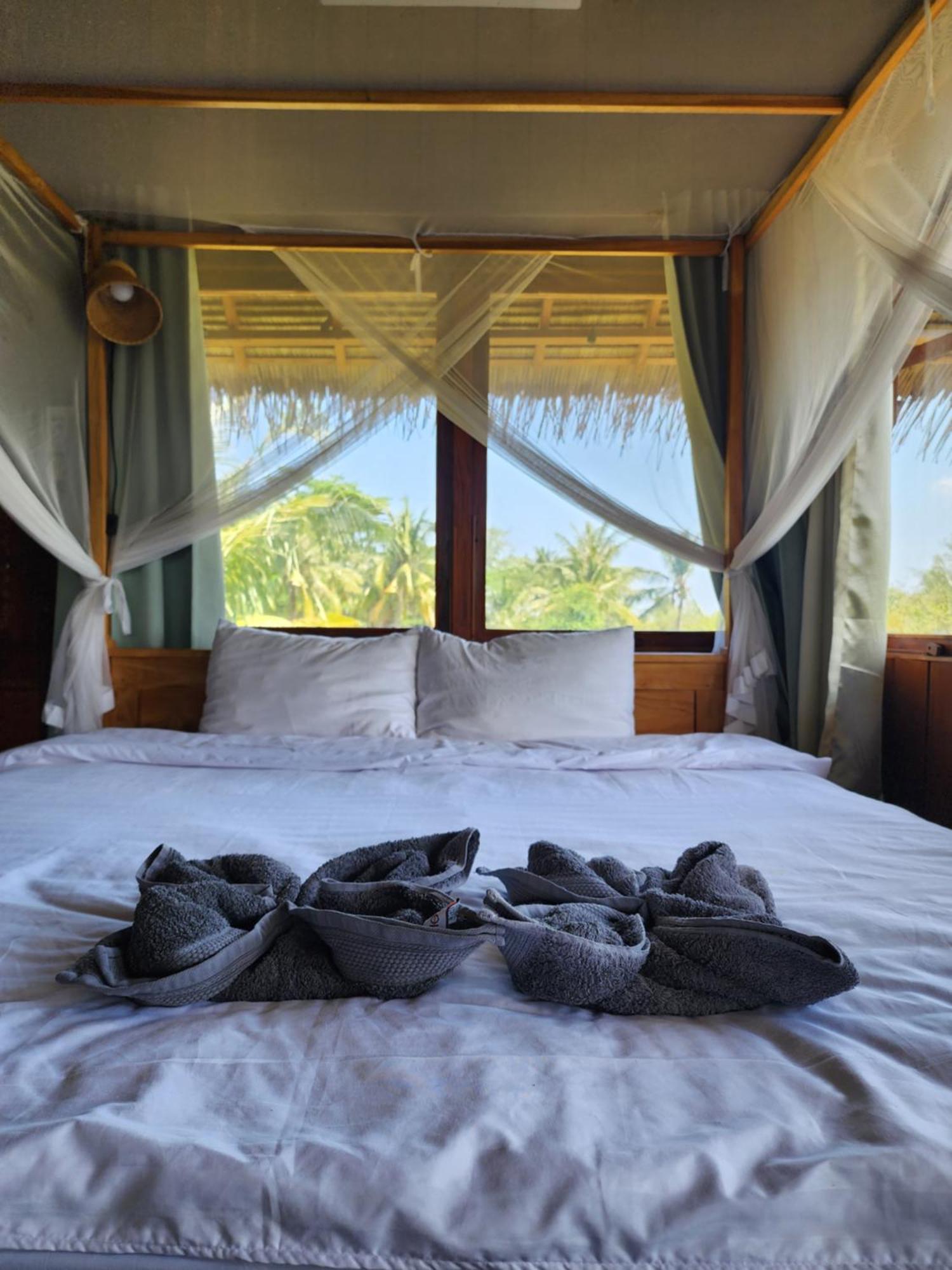 Basa-Basi Lodge Karimunjawa Εξωτερικό φωτογραφία