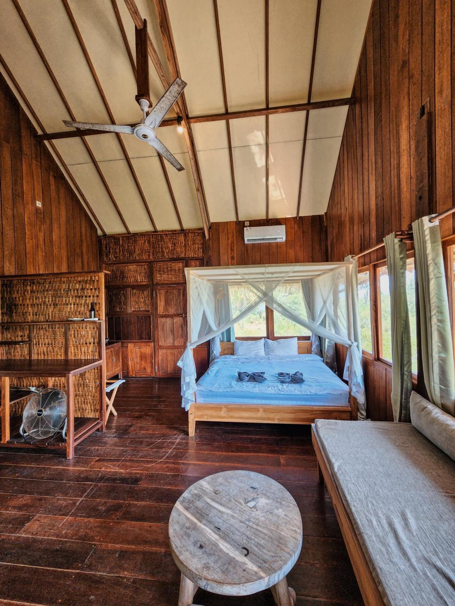 Basa-Basi Lodge Karimunjawa Εξωτερικό φωτογραφία